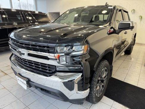 Used 2021 Chevrolet Silverado 1500 LT w/ All Star Edition Plus image 33