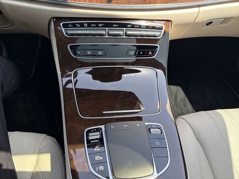 Used 2021 Mercedes-Benz E 350 4MATIC Sedan image 20