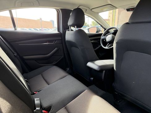 Used 2025 MAZDA MAZDA3 s image 32