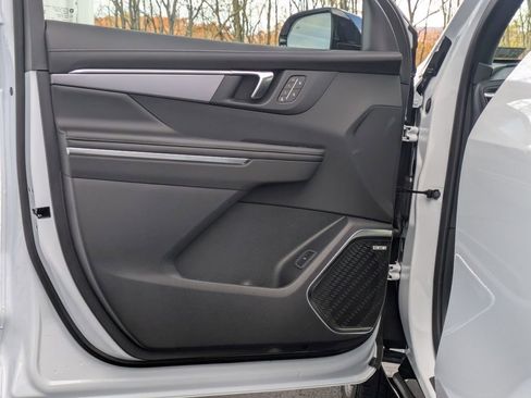 New 2026 Buick Enclave Sport Touring w/ Power Package image 13