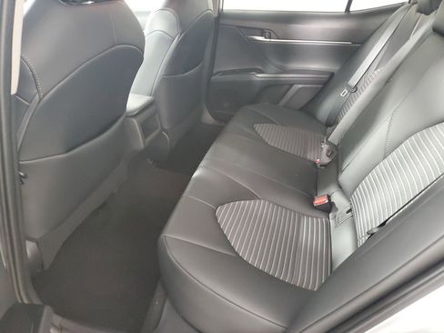 Used 2020 Toyota Camry SE image 13