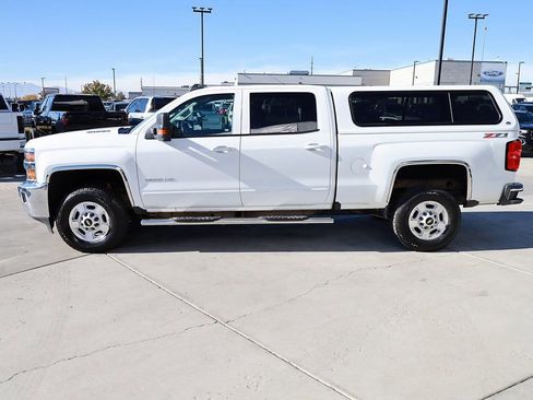 Used 2016 Chevrolet Silverado 2500 LT w/ LT Fleet Convenience Package image 3
