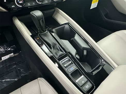 New 2025 Honda Accord EX-L image 32