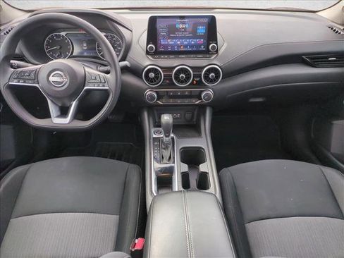 Used 2024 Nissan Sentra SV image 17