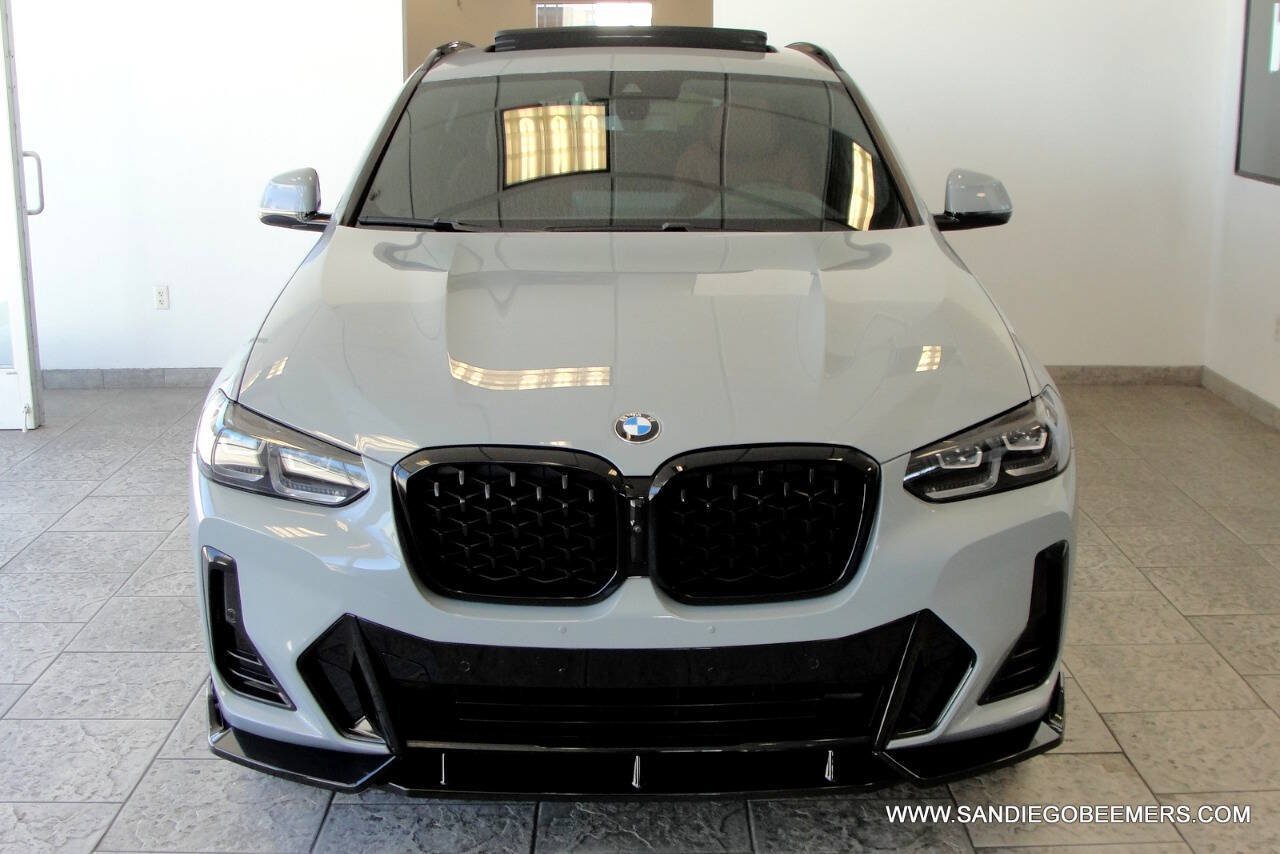 Used 2024 BMW X4 xDrive30i w/ Premium Package AWD/4WD image 39