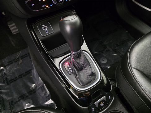 Used 2020 Jeep Compass Latitude image 27