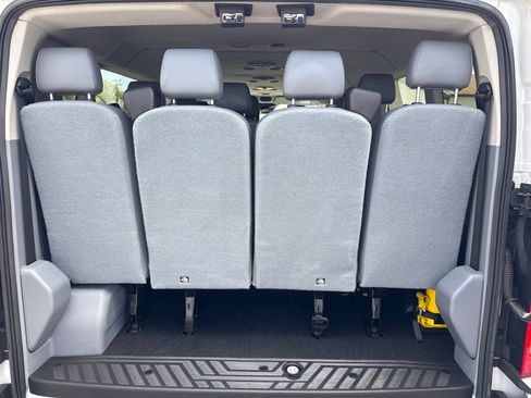 Used 2018 Ford Transit 350 XL RWD image 15