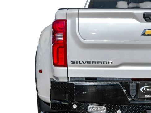 Used 2025 Chevrolet Silverado 3500 High Country w/ High Country Premium Package image 52