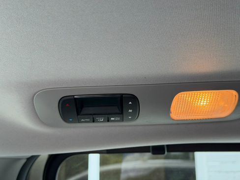 Used 2019 Honda Odyssey EX-L image 17
