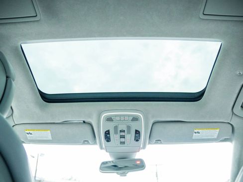 Used 2018 Audi A8 L 4.0T image 23