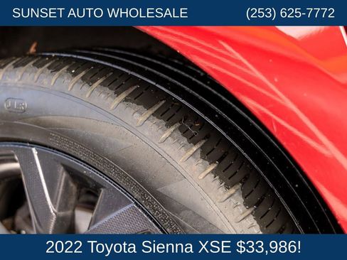 Used 2022 Toyota Sienna XSE FWD image 35