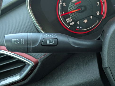 Used 2021 Chevrolet TrailBlazer RS w/ Technology Package image 17