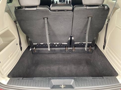 Used 2019 Dodge Grand Caravan SXT w/ Mopar Premium Addition Group image 29