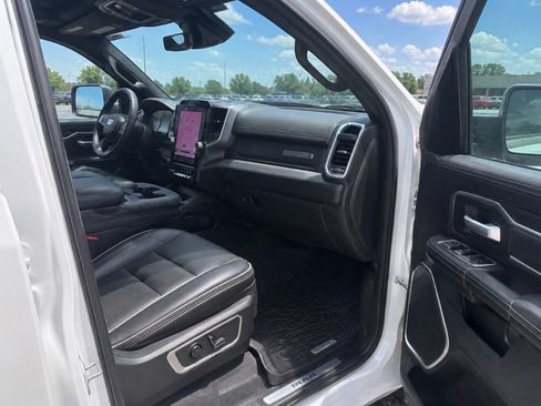 Used 2026 RAM 2500 Laramie AWD/4WD image 37