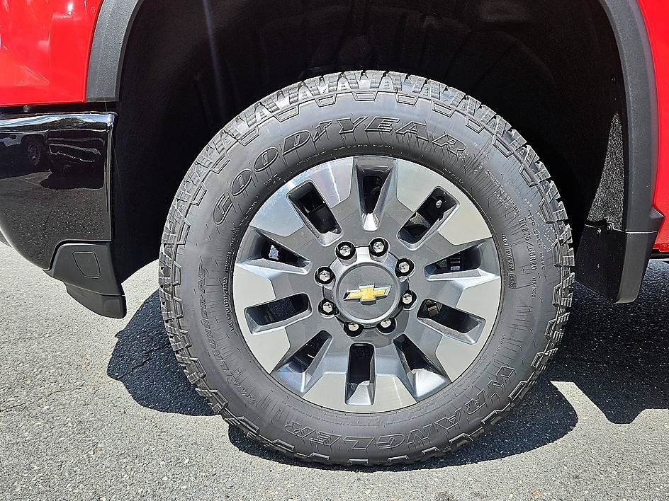 New 2026 Chevrolet Silverado 2500 Custom AWD/4WD image 9