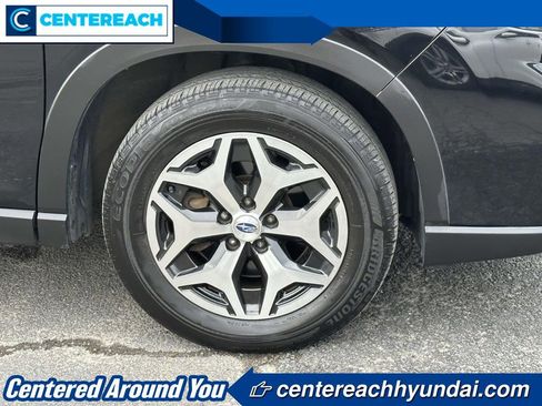 Used 2021 Subaru Forester Premium AWD/4WD image 6