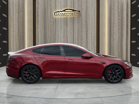 Used 2023 Tesla Model S Plaid image 16