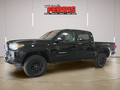 Used 2022 Toyota Tacoma SR5 AWD/4WD image 1