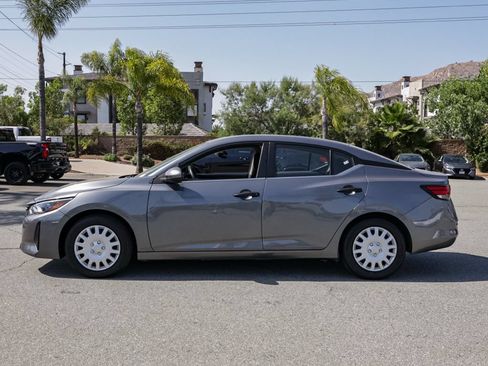 Used 2024 Nissan Sentra S FWD image 7