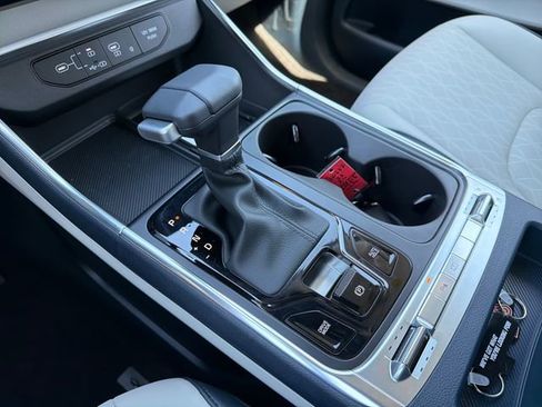 New 2026 Kia Carnival SX FWD image 15