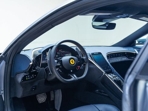 Used 2023 Ferrari Roma RWD image 62