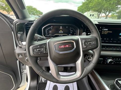 Used 2025 GMC Sierra 1500 SLT w/ SLT Premium Package AWD/4WD image 3