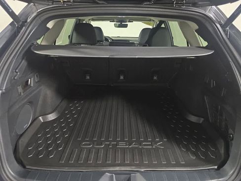 Used 2025 Subaru Outback Onyx Edition image 21