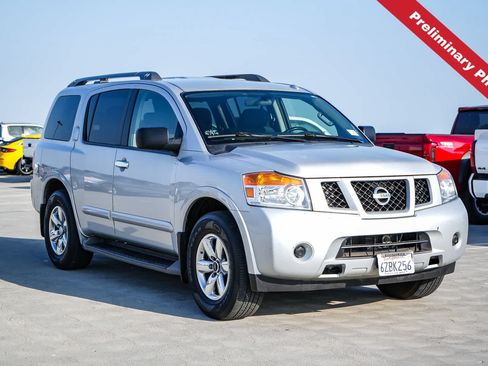 Used 2013 Nissan Armada SV RWD image 3