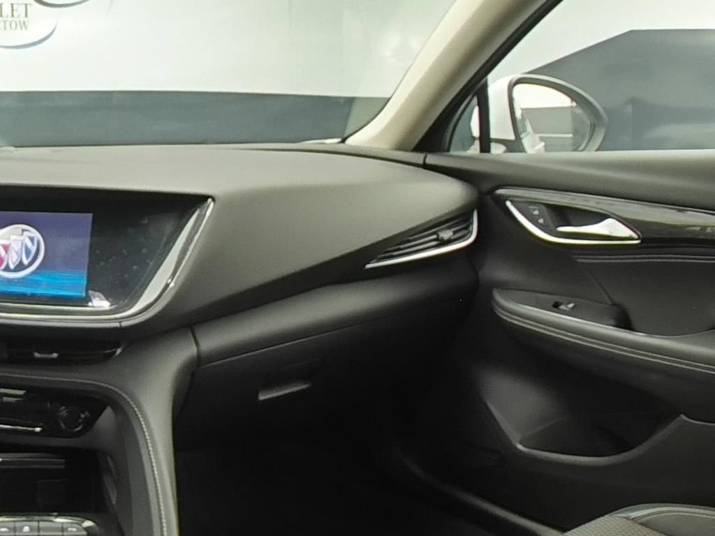 Certified 2023 Buick Envision Preferred FWD image 18