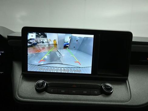 Used 2024 Ford Maverick XLT w/ XLT Luxury Package image 12