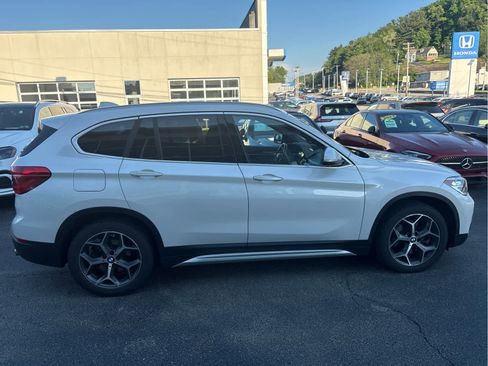 Used 2018 BMW X1 xDrive28i w/ Convenience Package AWD/4WD image 5