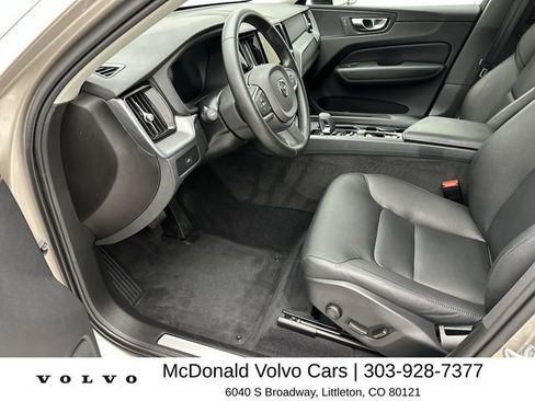 Certified 2025 Volvo XC60 B5 Core AWD/4WD image 11