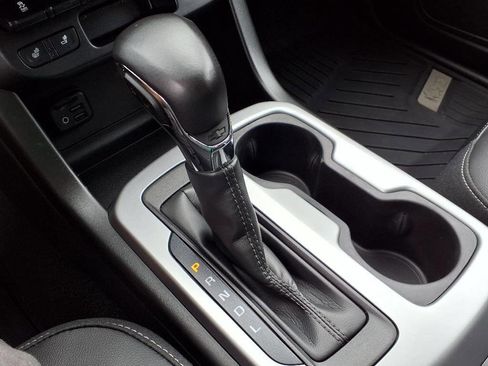 Used 2022 Chevrolet Colorado ZR2 w/ Colorado ZR2 Bison Edition image 17