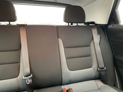 Used 2025 Chevrolet TrailBlazer LT image 35