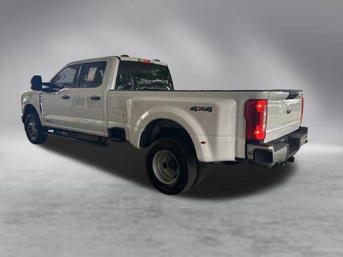 Used 2024 Ford F350 XLT AWD/4WD image 4