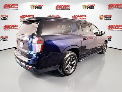Used 2021 Chevrolet Suburban Z71 w/ Rear Media and Nav Package AWD/4WD image 18