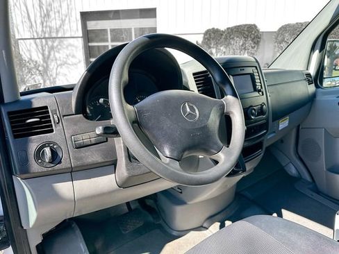 Used 2018 Mercedes-Benz Sprinter 3500 image 9