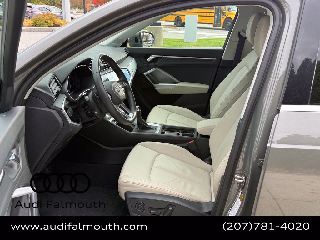 Used 2021 Audi Q3 2.0T Premium w/ Convenience Package AWD/4WD image 29