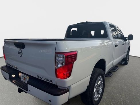 Certified 2024 Nissan Titan SV w/ SV Convenience Package image 8