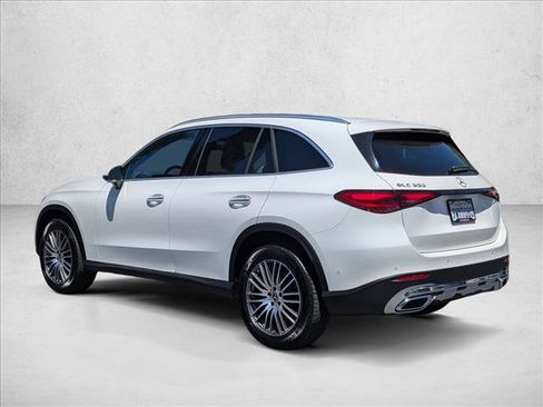 Certified 2026 Mercedes-Benz GLC 300 image 7