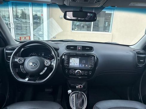 Used 2017 Kia Soul ! w/ Tech Package FWD image 9