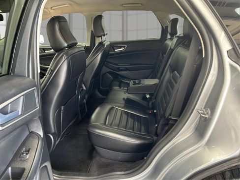 Used 2024 Ford Edge SEL AWD/4WD image 10
