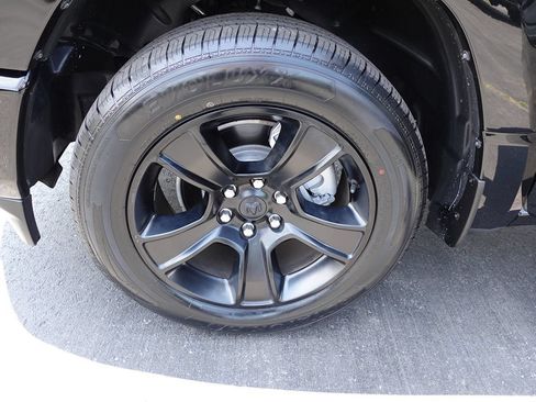 Used 2023 RAM 1500 Big Horn AWD/4WD image 58