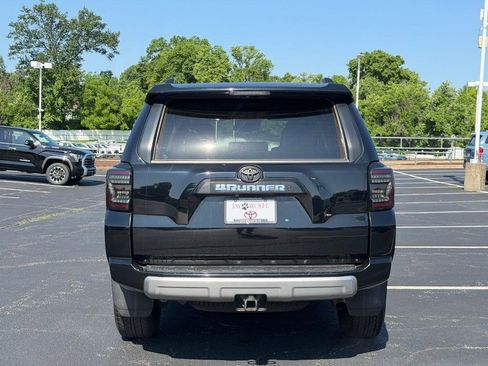 Used 2023 Toyota 4Runner TRD Off-Road Premium AWD/4WD image 7