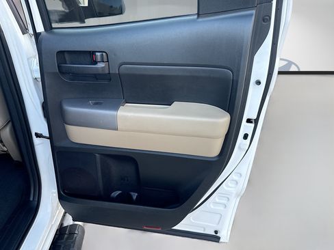 Used 2013 Toyota Tundra 2WD Double Cab image 26