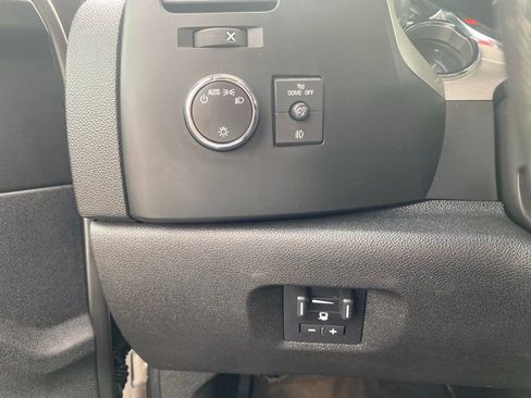 Used 2013 Chevrolet Silverado 2500 LT w/ Z71 Appearance Package AWD/4WD image 19