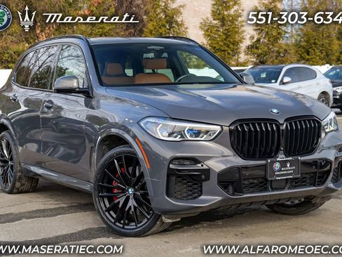 Used 2022 BMW X5 M50i w/ Executive Package image 1