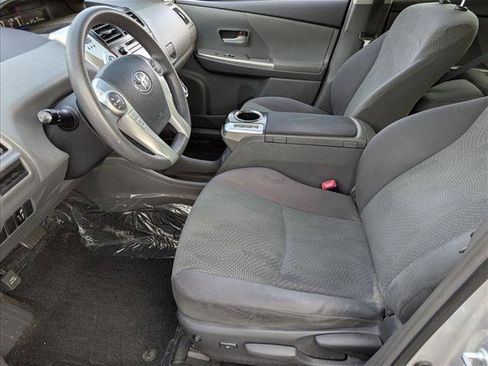 Used 2013 Toyota Prius V Three image 13