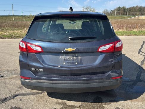 Used 2019 Chevrolet Equinox LS image 4