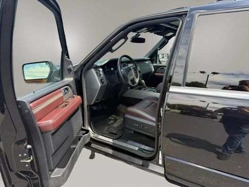 Used 2016 Ford Expedition EL Platinum AWD/4WD image 13